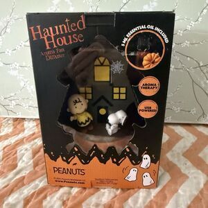 Peanuts Haunted House Aroma Fan Diffuser 2025 Charlie Brown Snoopy Halloween NEW